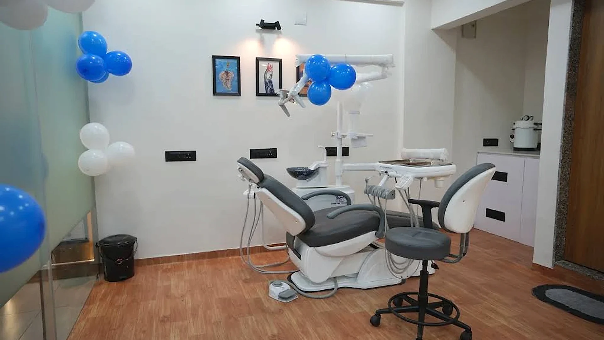 Real Disharth Dentistry treatment room in Chandkheda